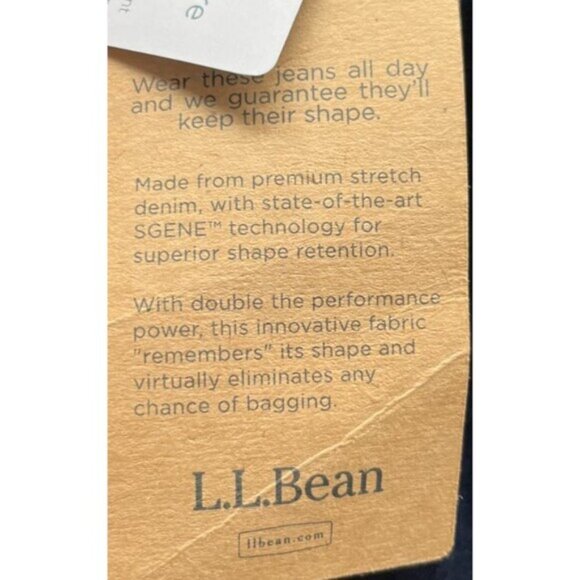 LL Bean Jeans Women's Size 2 Petite Blue Classic Fit Straight Leg - Picture 9 of 9